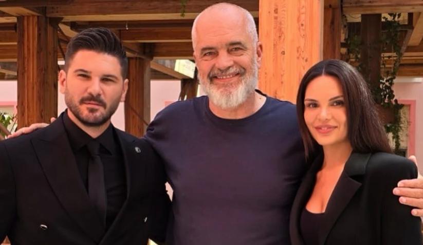 Aktori turk Tolgahan Sayisman dhe Almeda Abazi takojnë kryeministrin Edi Rama