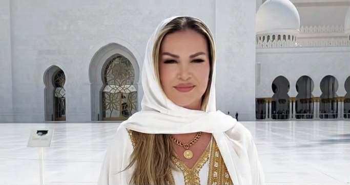 Ryva shfaqet me shami në kokë në mes të Dubait