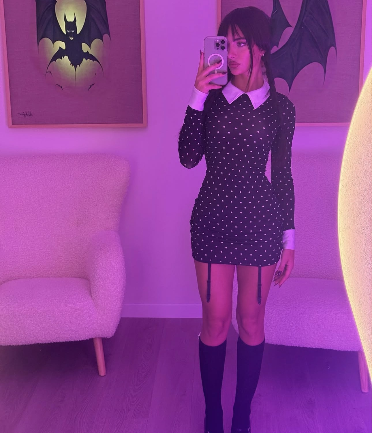 This image has an empty alt attribute; its file name is alba.png
