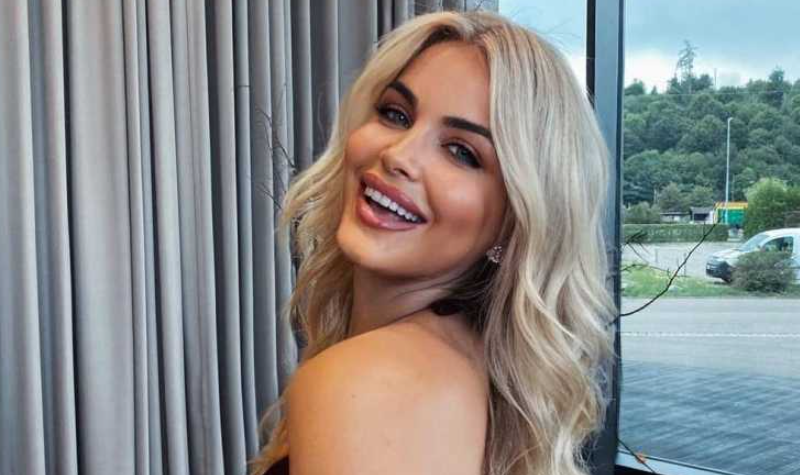 Afrona Dika e poston veturën e saj superluksoze