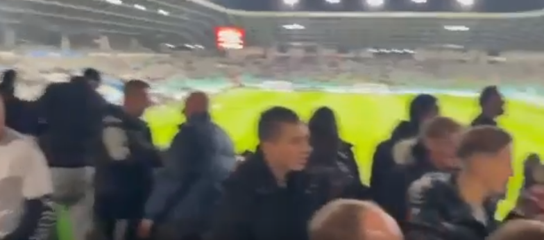 Tifozëve të Kosovës nuk u lejohen flamuj kuq e zi   kapen  me policët sllovenë