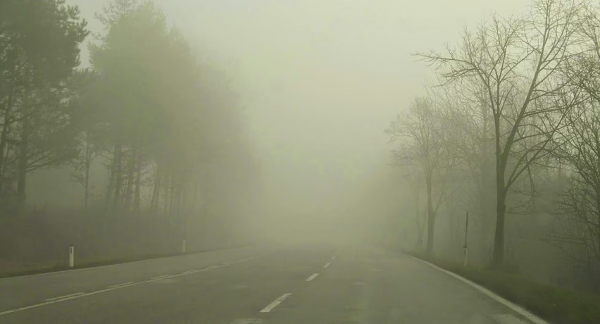 Policia e Kosovës paralajmëron shoferët  Mjegulla po krijon rrezik në rrug