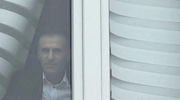 Lulzim Hetemi synon Kuvendin  i hyn garës për deputet