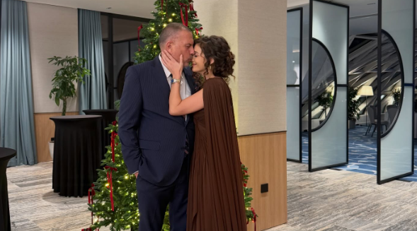 Erolld Belegu më i dashuruar se kurrë në Diolën kjo puthje flet më shumë