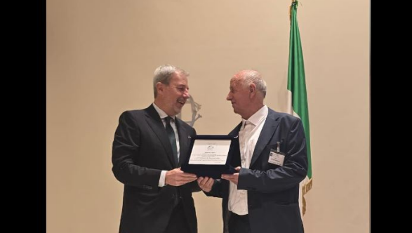 Parlamenti Italian nderon familjen Hertica për kontributin në arsimin shqip gjatë okupimit