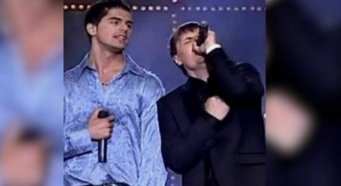  Ende më duket sikur jam në ëndërr   Blero ndan dedikimin për Shpat Kasapin