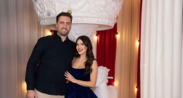 Në shtëpinë e Fiona Gllavicës atmosferë festive  foto më të ëmbël nuk keni parë