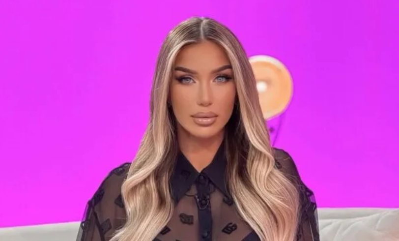 Kush ia dërgoi dhe pse Adelina Tahirit 300 mesazhe në Instagram 