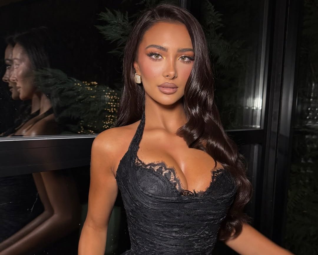 Alba shfaqet  hot  nga Italia  ekspozon trupin si  peshk 