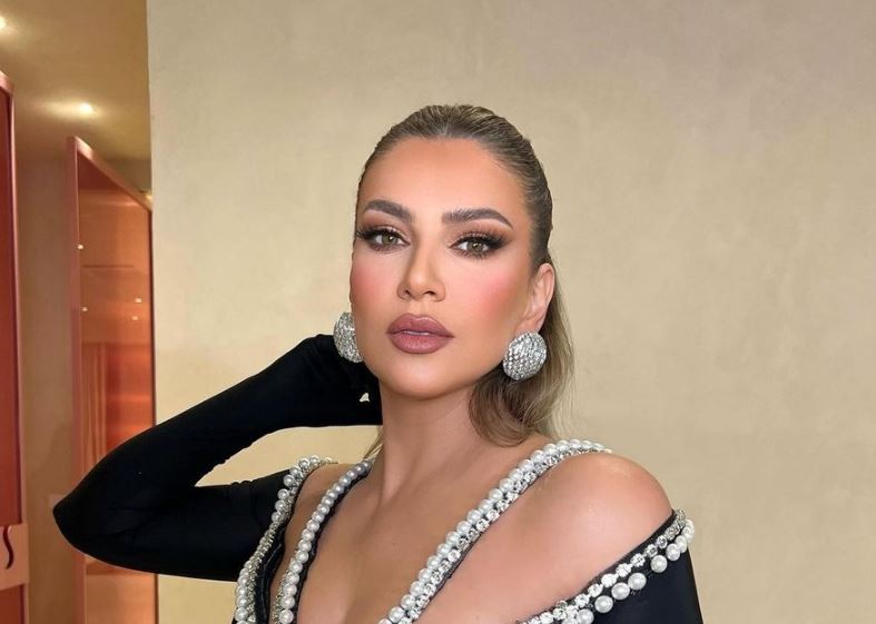 Leonora Jakupi vishet me dimi e jelek  po shkëlqen në pamje