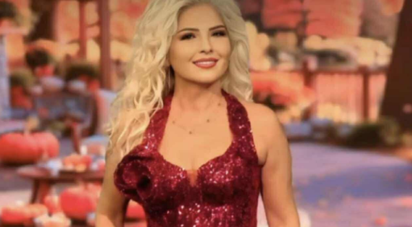 Kaq shumë po pëlqehet fustani festiv i Mihrije Brahes