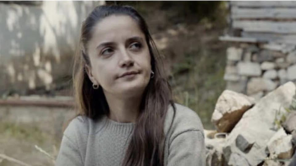 U bë e njohur në serialin  Nusja me shkollë   por ja ku e kemi pa më herët Valbonen e Valdetit