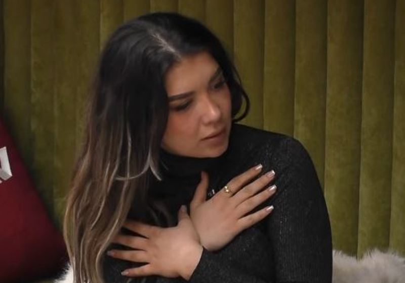 Alba i drejtohet Limit  Gjëja e vetme reale që kam në këtë shtëpi je ti