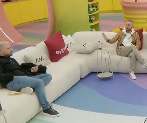  Vëllai i madh  organizon party për banorët  Arditi Labit  Bëhesh horë