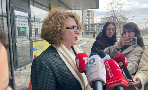 Rozeta Hajdari pas seancës  Ndihem krejtësisht e pafajshme sepse është proces tendencioz