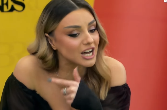 Ina shfaqet e pakënaqur me produksionin dhe hedh akuza të rënda