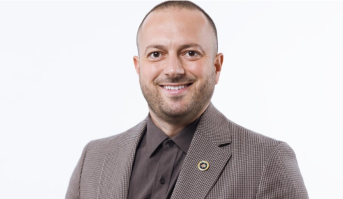 Ky është Hekuran Hoxha  biznesmeni nga Gjakova që u gjet i vdekur në veturë   ishte edhe kandidat për deputet nga AAK