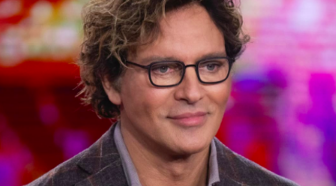 Aktori zbulon se është martuar me partnerin e tij