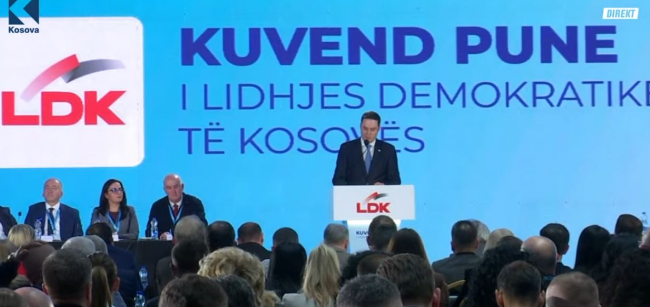 Abdixhiku para delegatëve  LDK është parti që liderët e saj nuk pushojnë kurrë së qeni në provë
