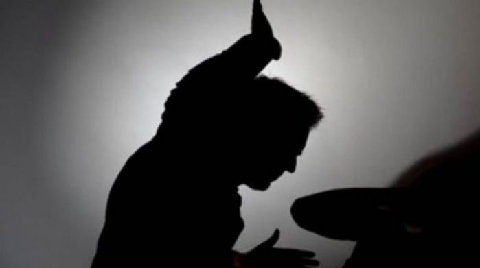 Nuk i dha para  i mituri godet babin me grusht në Fushë Kosovë  ndalohet 24 orë