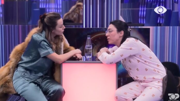  Ti që nuk di ku ke varrin e babait   Ina i kthehet keq Stelinës  Puthesh me çunat te Myslym Shyri