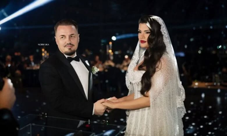 Blero shumë i dashuruar në Eronitën  emocionon me dedikimin për të