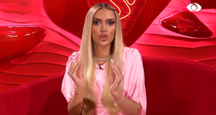 Brikena shkakton të qeshura  Nëse Krusita është minë  unë jam tank 