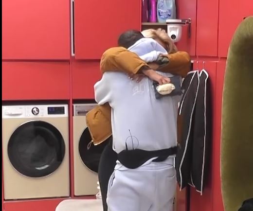 Çfarë po ndodh mes Limit dhe Dolces 