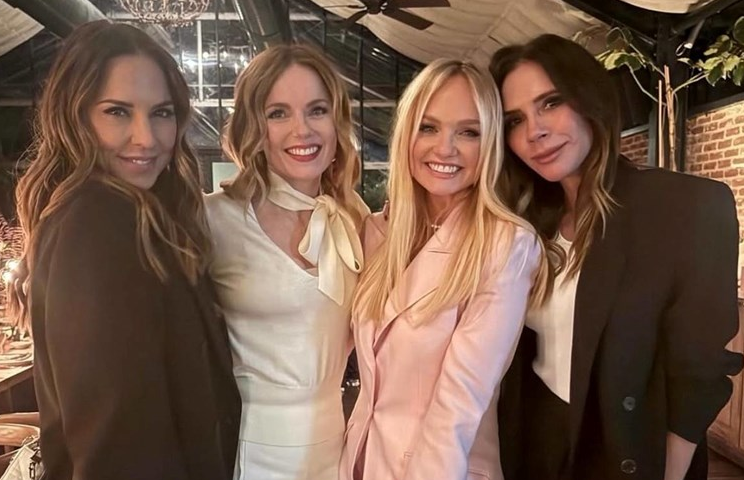 Postimi i çuditshëm i Victoria Beckham në Instagram pas deklaratave të Brooklyn