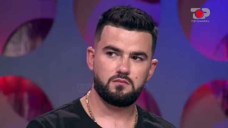 Shiste mallra të falsifikuara me logo luksoze  arrestohet ish konkurrenti i  Për puthen 