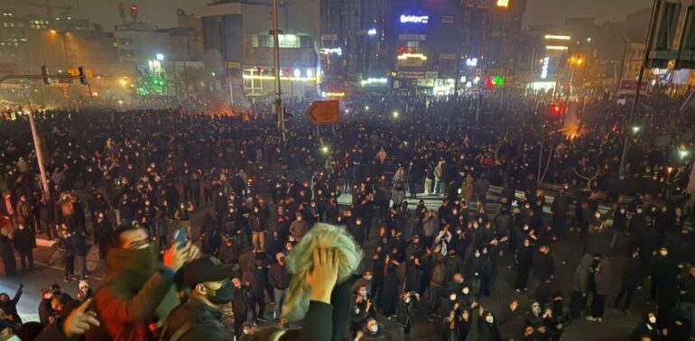 Protestat në Iran  raporti  Numri i viktimave mund ta kalojë shifrën 30 000