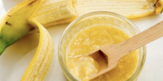 Maskë me banane për flokë të mrekullueshëm