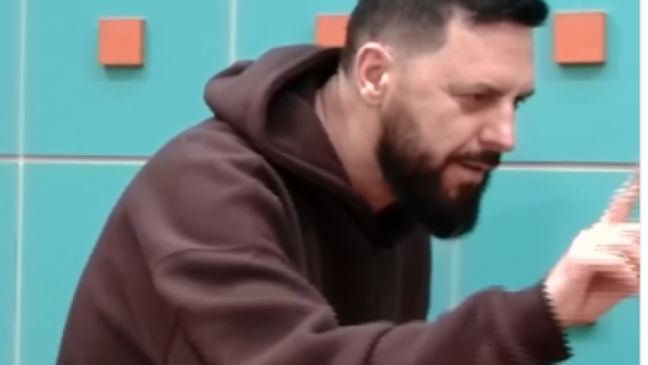  Më plasi    Miri tregon çfarë i ka thënë BASHKËSHORTJA para se të hynte në  Big Brother VIP 5 