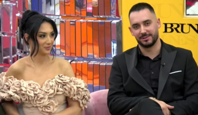 Marrëdhënia Stelina Keijsi  Monika  këshillon  banoren  Kush të do të SHAN