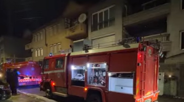 Zjarr i madh në një banesë në Tetovë  dyshohet për një viktimë