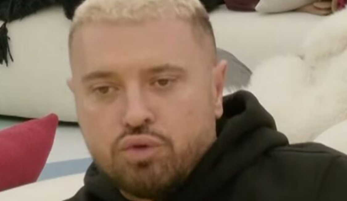 Labi për Elijonën  Do ta bie punën që Klodi të ndahet nga e dashura