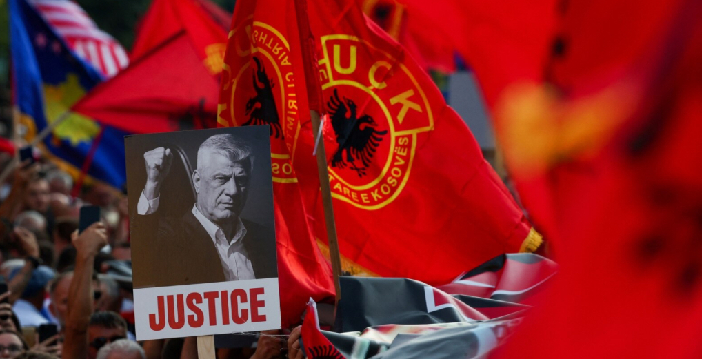 Shkurte Fejza  Ylli Limani  Mozzik dhe qindra artistë në mbështetje të marshit  Drejtësi  jo politikë 