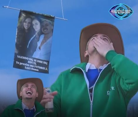 Londrimi tejet i lumtur pas dronit nga motra dhe kushërira  Të presim me fitore 