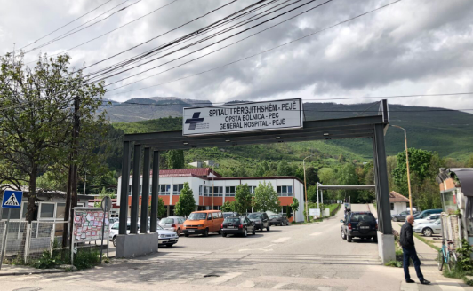 Aksidenti me një të vdekur në Pejë  Spitali  Viktima erdhi pa shenja jete