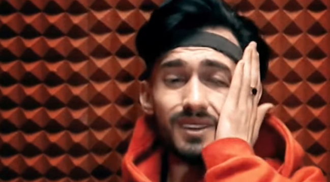 Kristi tregon arsyen pse e kaloi murin e shtëpisë së Bigut