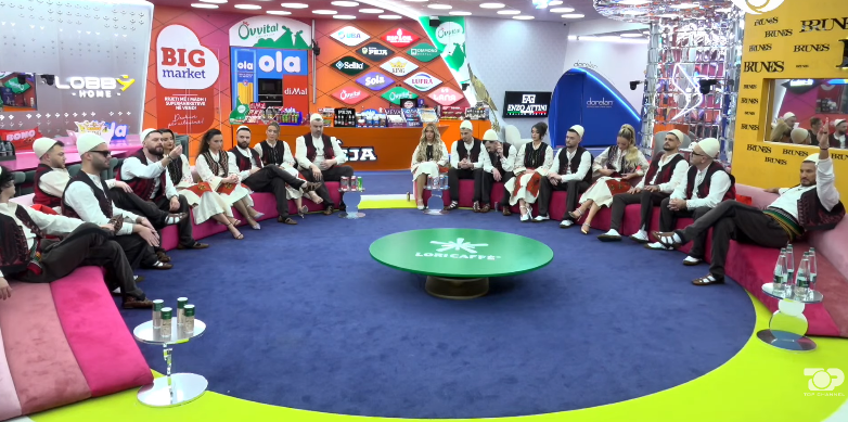 Shtëpia e ndarë në dy fronte me debate  Miri i kthehet kundër Selin