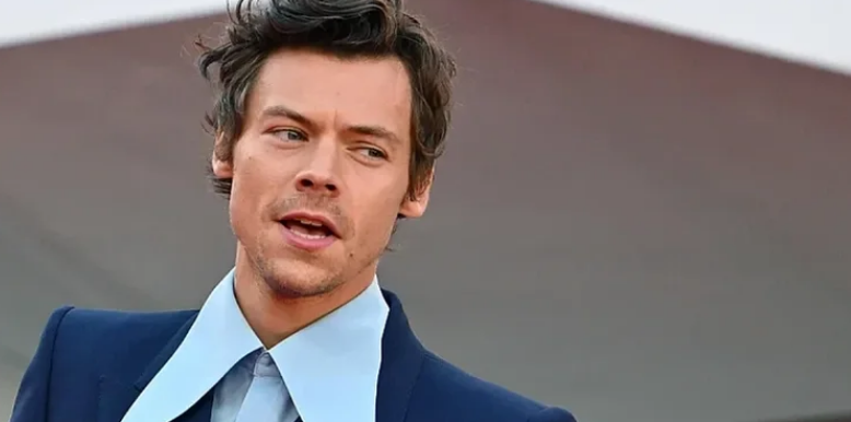 Harry Styles pranon se qeshi në funeralin e gjyshes së tij  U ndjeva shumë i papërshtatshëm