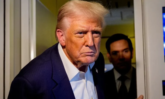 Trump pyetet për lajmet e vrasjes së Khameneit  Besoj se është e vërtetë