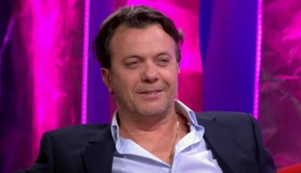 Nga puthja në përjashtim  Laert Vasili flet për kërcënimet dhe kërkon falje publike