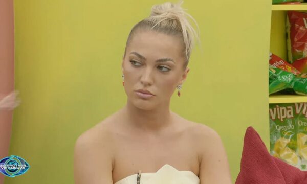 Aurora dikur ishte shfaqur shumë e afërt me Gjestin