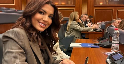 Pasuria qindra mijëra eurosh e deputetes Edona Llalloshi  Vetura  banesa dhe kursime