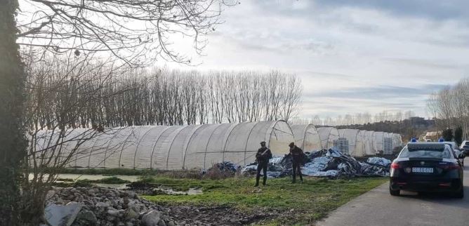 Gjendet i vrarë në parcelën e një toke 25 vjeçari shqiptar në Itali