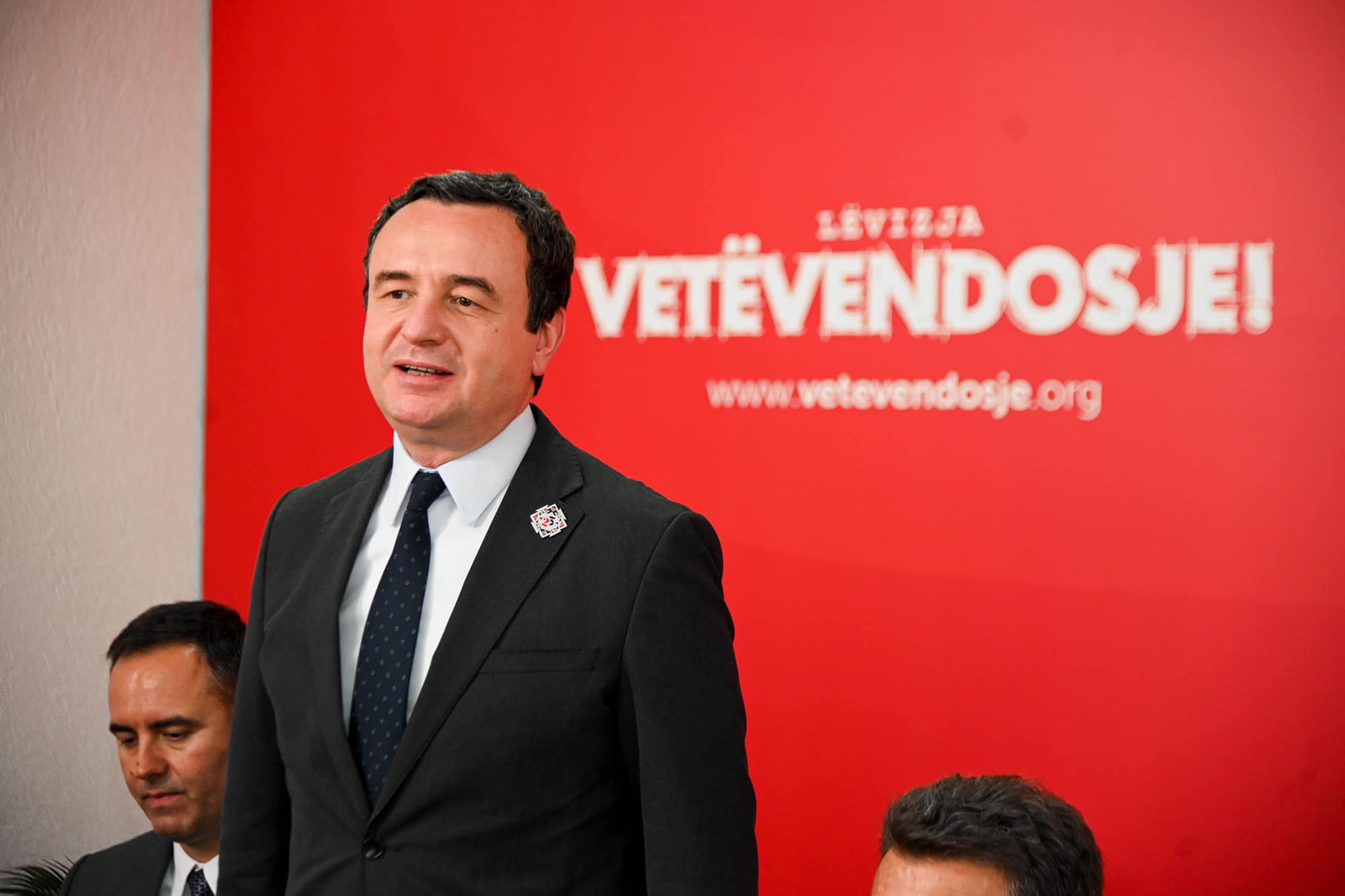 Lëvizja Vetëvendosje del me një qëndrim publik pas kërkesës për dënim me nga 45 vite secilin nga ish krerët e UÇK së