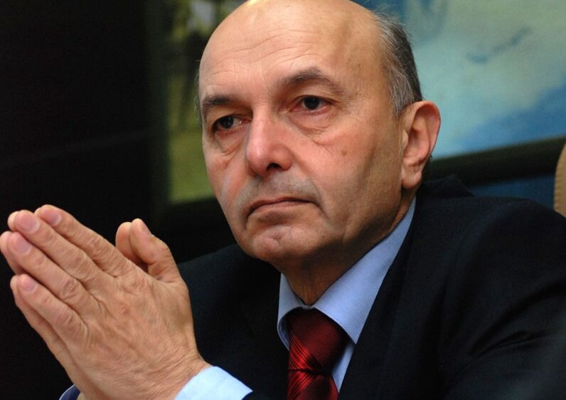 Ish krerët e UÇK së në Hagë  Mustafa  Mendoj se duhet të lirohen