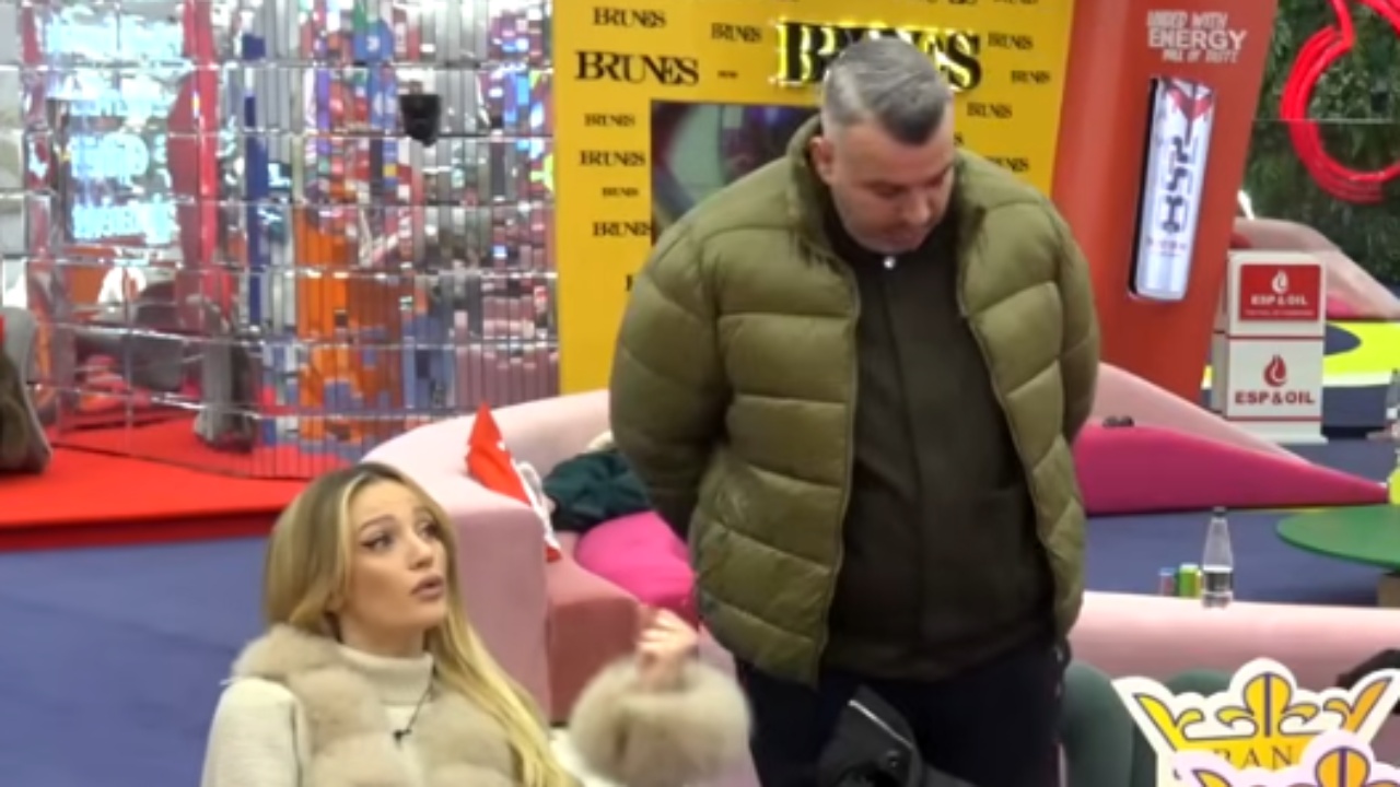  Miri do me të kllaposur  po nuk pate puthje me    Selin debaton me Rogertin  Motrat ku i ke 